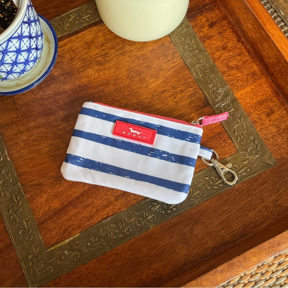 SCOUT ID case card holder in like new condition